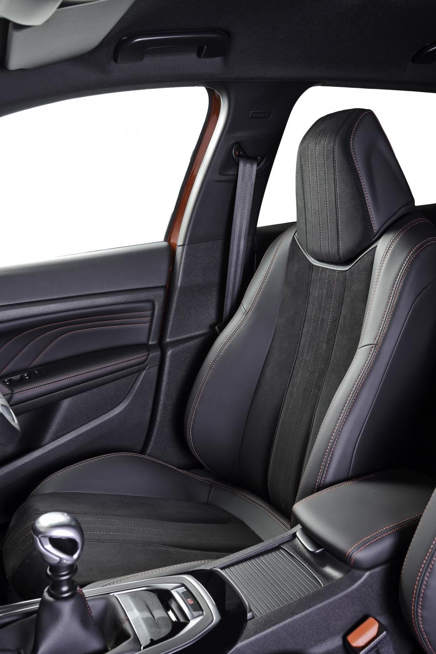 Peugeot 308 GT Line 2015 года  (ZA) (фото 27 из 27)